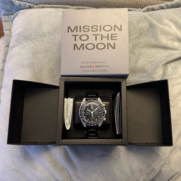 Omega x Swatch Mission to Moon Watch. NEW. - Picture 1 of 3